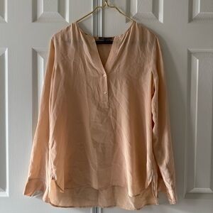 Vince Designer Light Peach V-Neck Women's Long Sleeve Silk Blouse Size 10